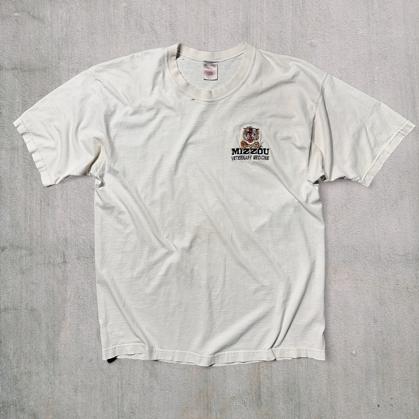 Vintage Mizzou Veterinary Medicine Tee - XL