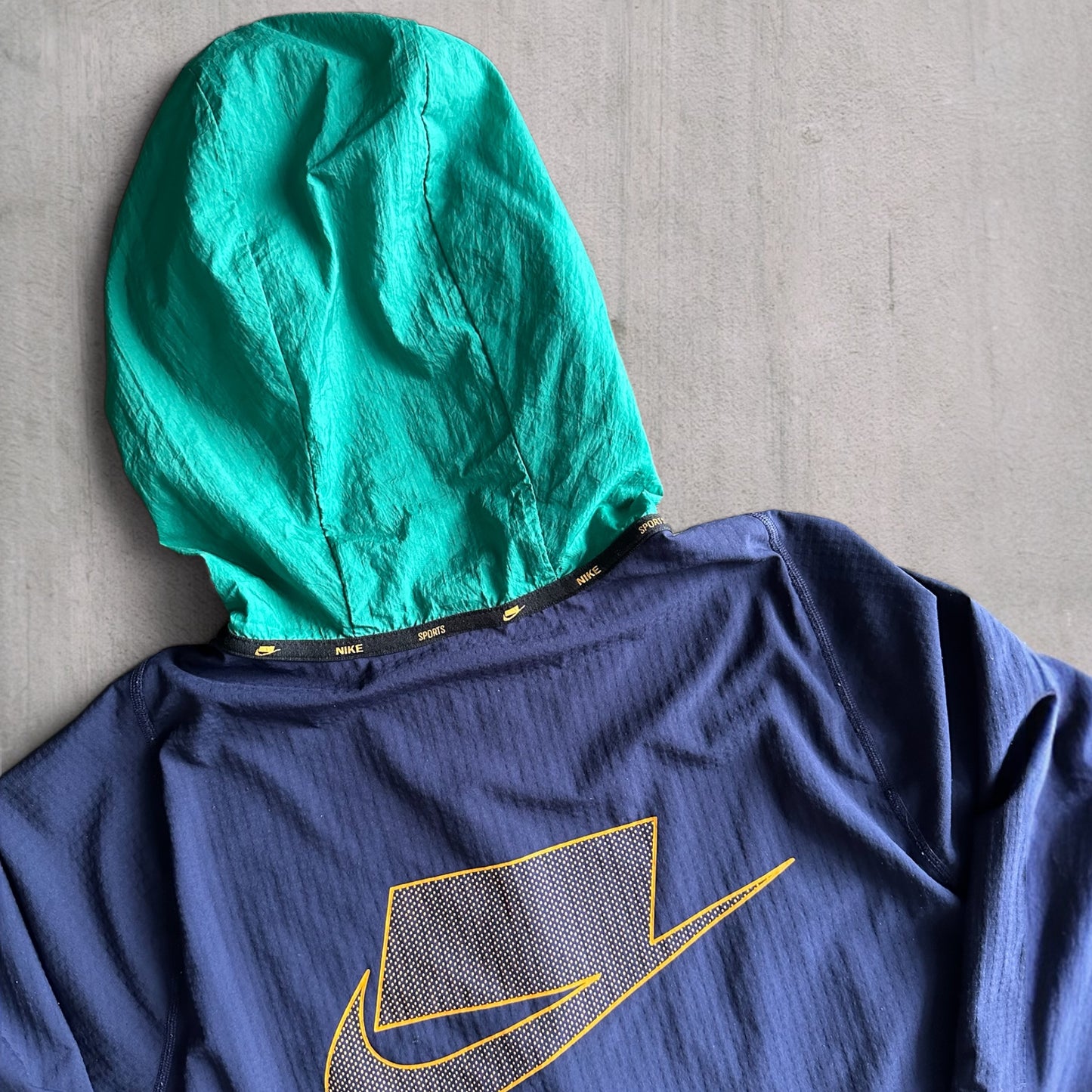 Vintage Nike Windbreaker - L