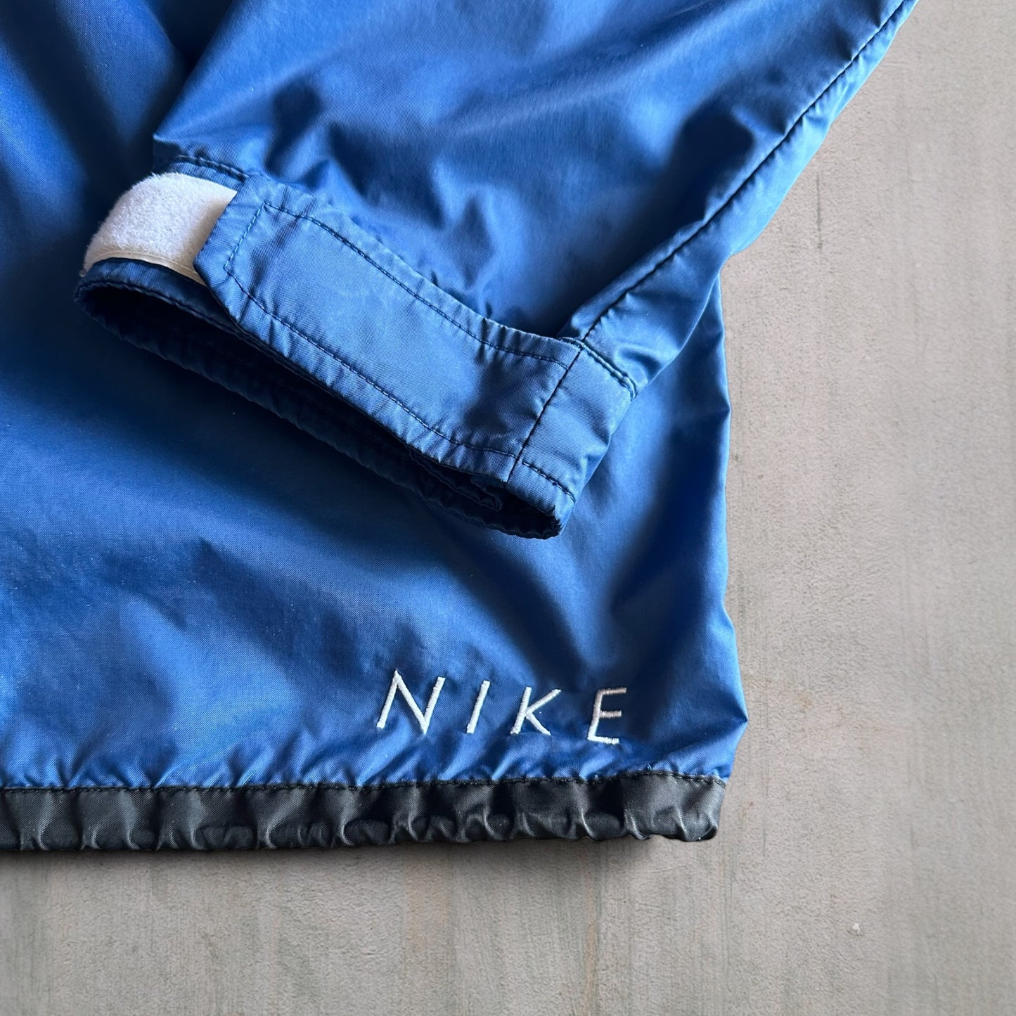 Vintage Nike Windbreaker Zip-Up - M