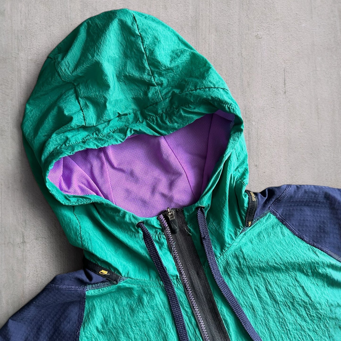 Vintage Nike Windbreaker - L