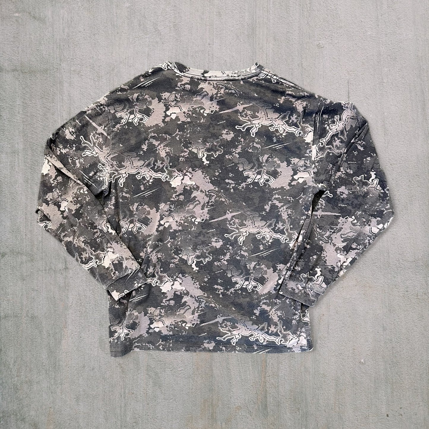 Vintage Viper Camo Long Sleeve - L